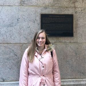 Meet your Posher, Madi